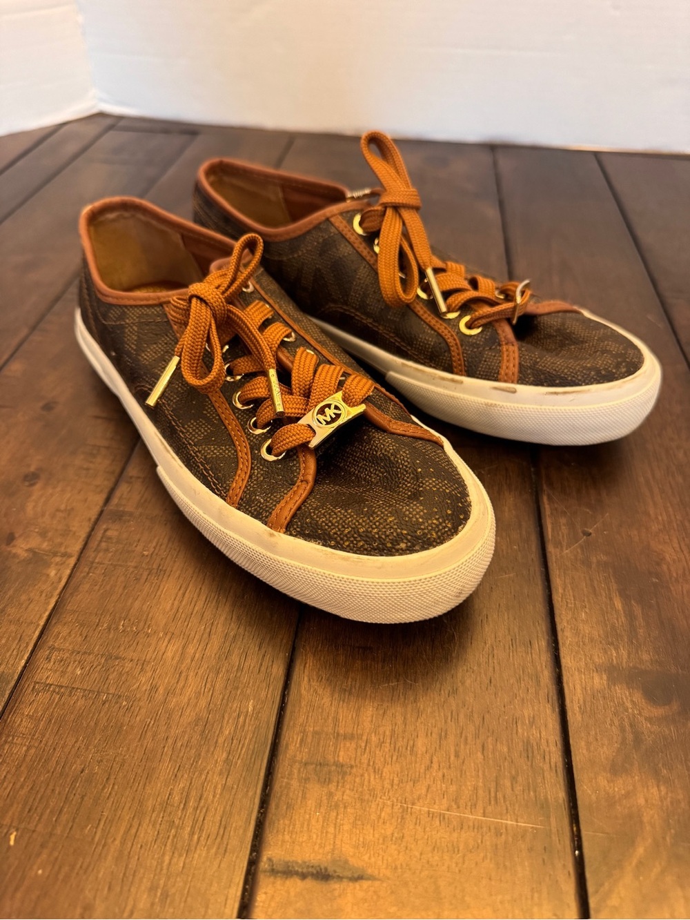 Michael Kors Boerum Sneakers Size 6.5M Low Top Lace Up Womens Shoes Signature MK